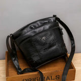 Ainsley - Elegant Multi-Pocket Crossbody Bag