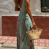 Eva - Dress with Bold Design