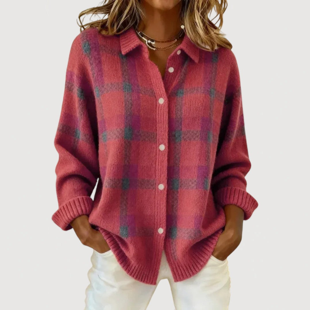 Lucy – Cosy Knit Shirt for Cold-Day Comfort