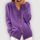 HAILEY – HEART BUTTON CARDIGAN