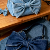 Avery - Retro Bow Bag