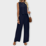Isla - Vest with Petals and Pants