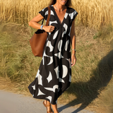 Alyssa - Flowing dress with V-neck