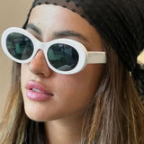 Julia - Sleek Sunglasses