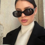 Julia - Sleek Sunglasses