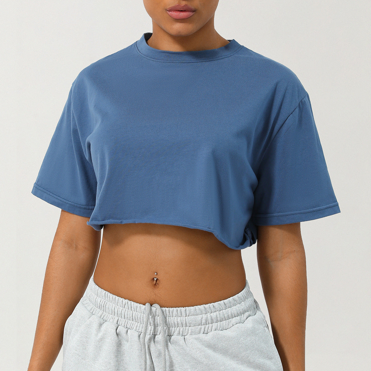 MÉLANIE - Women Relaxed Fit Crop Tee