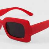 Scarlett - Sophisticated Sunglasses