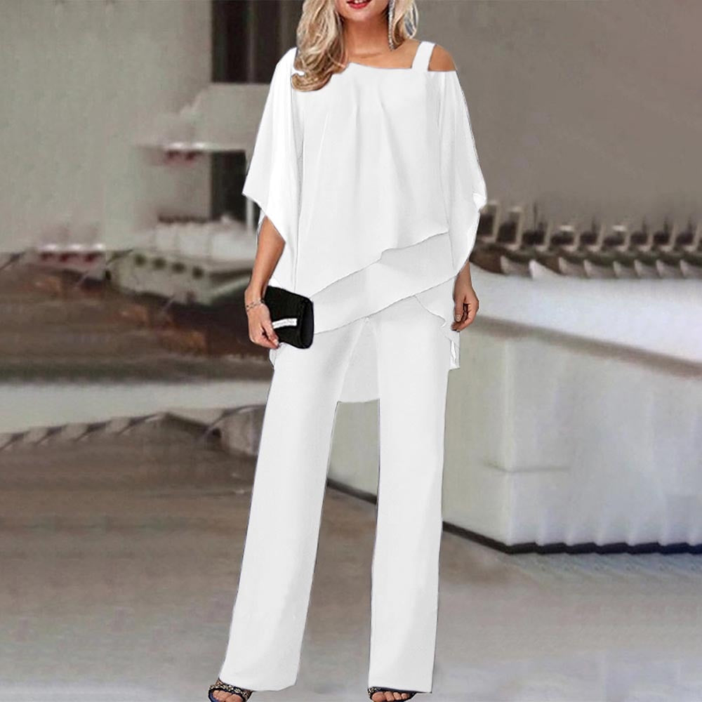 Liana - Timeless Elegance with Exposed Shoulders