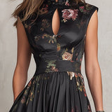 Hazel - Floral Keyhole Pleated Midi Dress