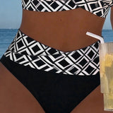 Béatrice - Two-Piece Bikini with Cut-Out Bra and Diamond Pattern