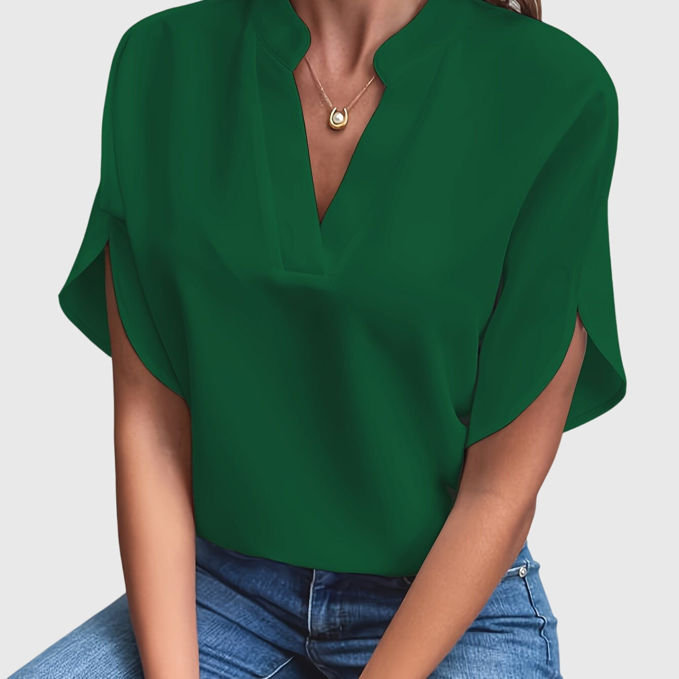 Léa - Elegant Blouse